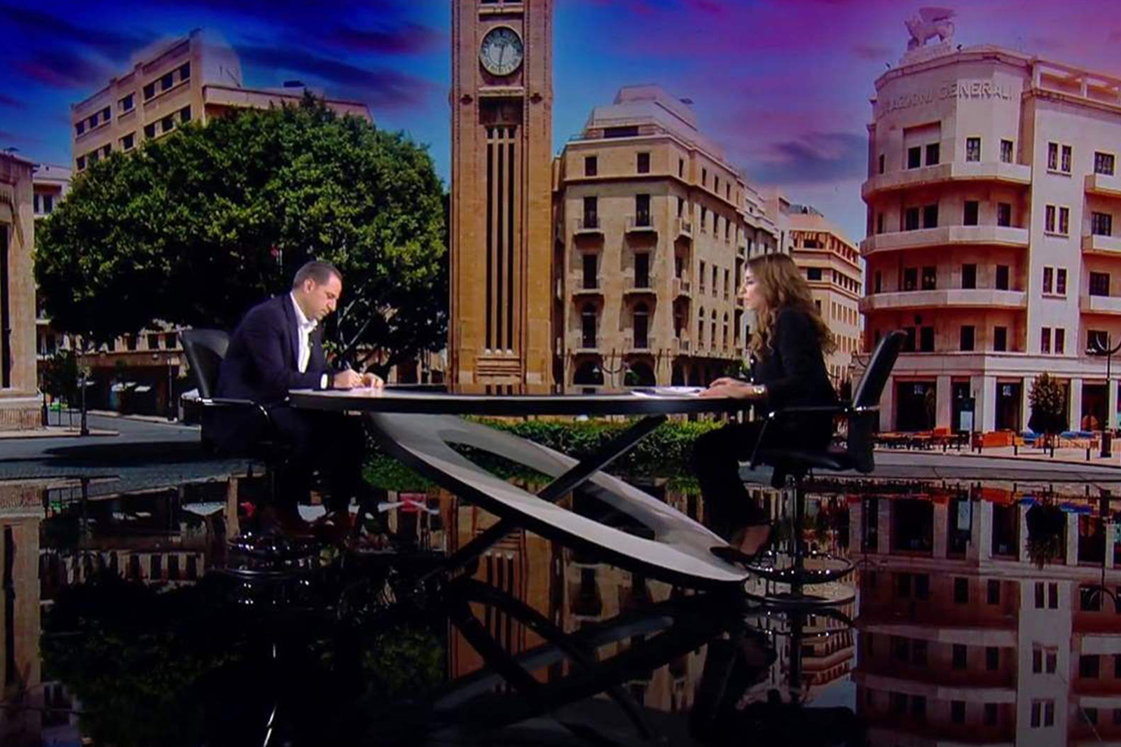 نريد استعادة هيبة الدولة وسننتخب رئيسا يحظى بثقة العالم وهناك فريق مسلّح يريد أن يبقى متحكمًا بالدولة بعد أن فشل في إدارتها ودمّر البلد وأفلسه