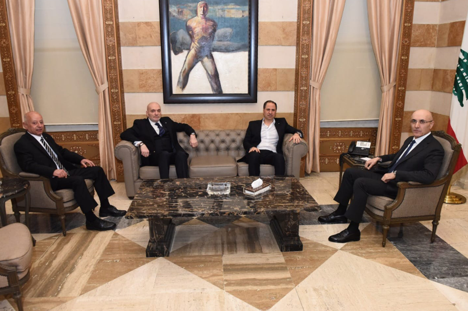 لقاء مع الحجار وبحث في المستجدات والتحضيرات للإنتخابات البلدية